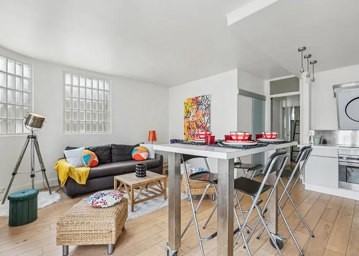 Balcony 16 Auteuil, Parc Des Princes Apartment *